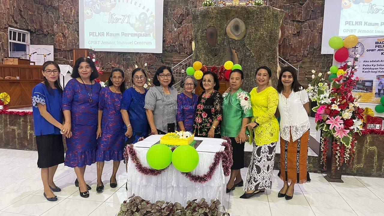 Merayakan 71 Tahun Wadah Pelayanan Kategorial Kaum Perempuan GPIBT Jemaat Imanuel Sentrum